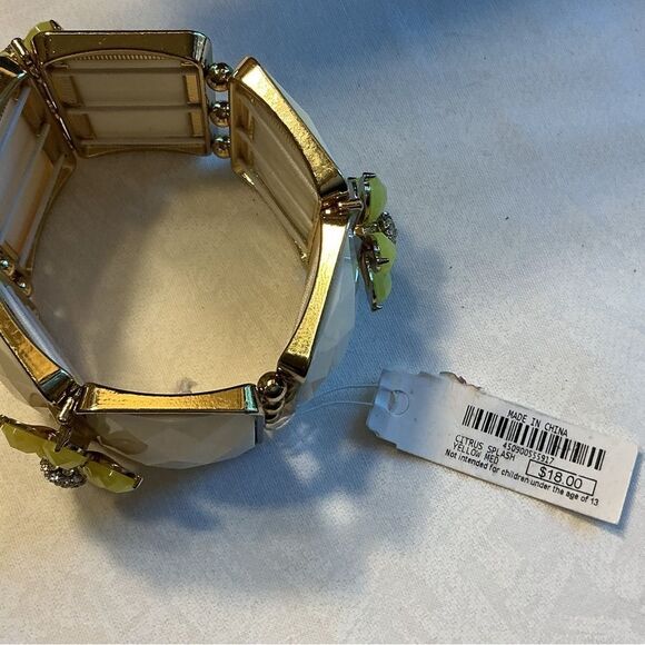 Cream and Yellow Floral Wide Bracelet - Picture 6 of 7